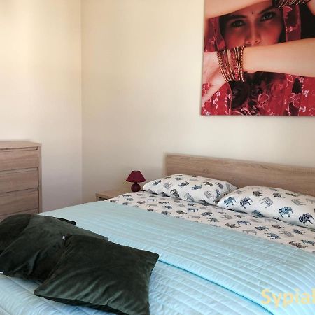 Apartament Jasminowy Shiraz グディニャ エクステリア 写真