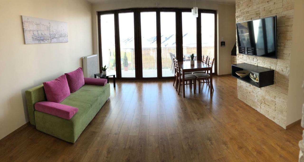 Apartament Jasminowy Shiraz グディニャ エクステリア 写真