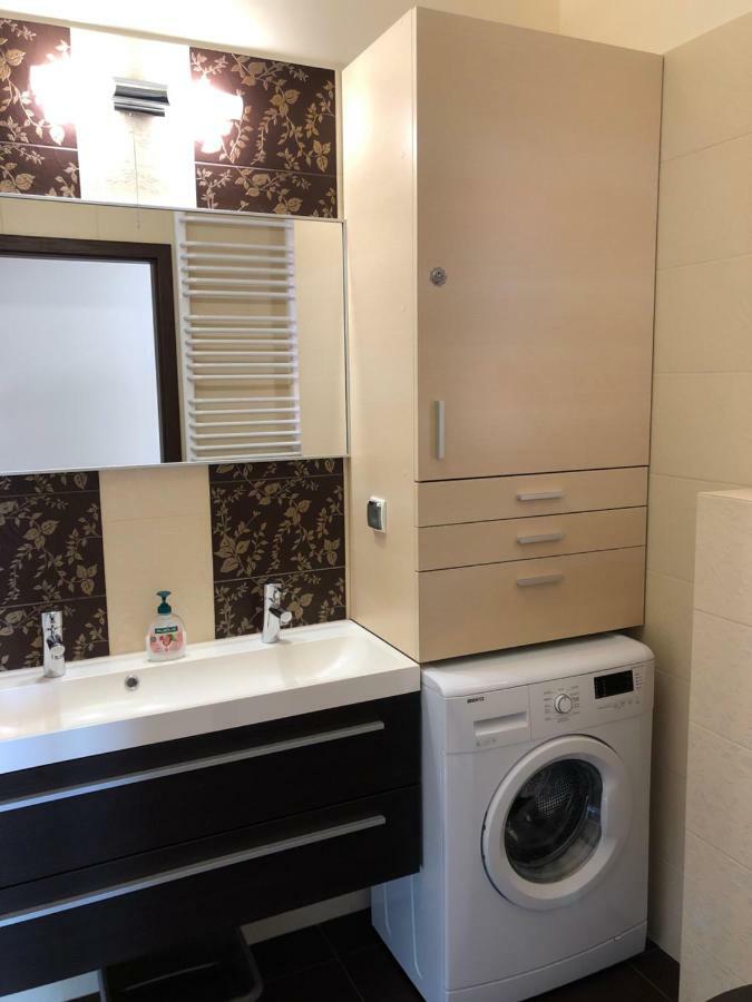 Apartament Jasminowy Shiraz グディニャ エクステリア 写真